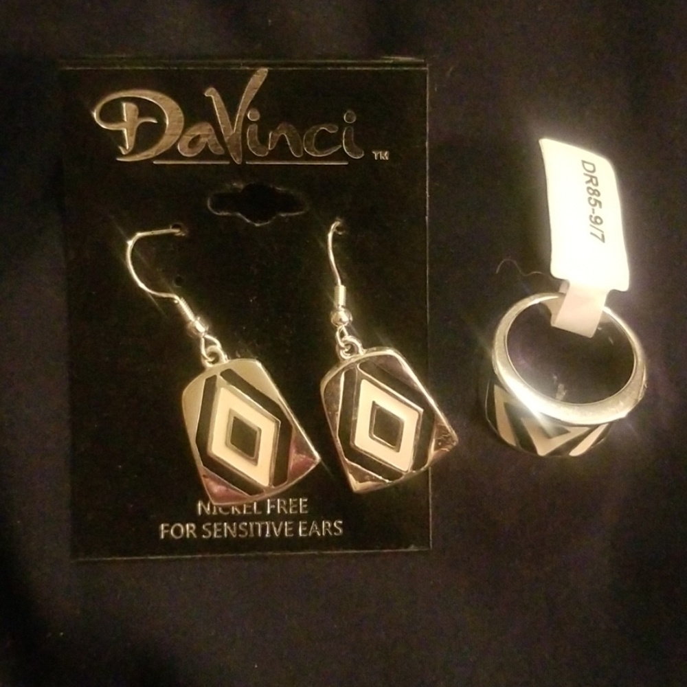 DaVinci earrings and ring set